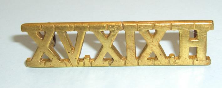 15th / 19th Hussars ( King' s Own ) Officers Gilt Brass Roman Numeral Shoulder Title
