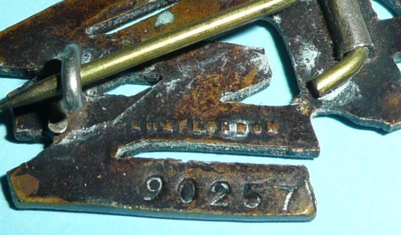 WW1 Volunteer War Workers Officially Numbered Badge by J.R. Gaunt, London