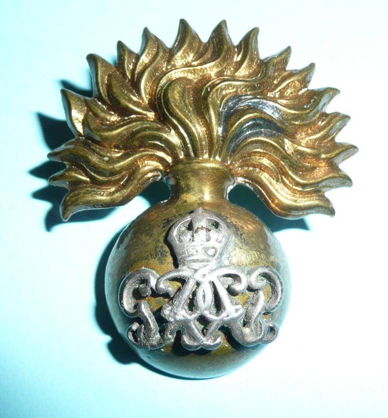 Grenadier Guards GVI Warrant Officers Silver and Gilt Cap Badge, King's Crown