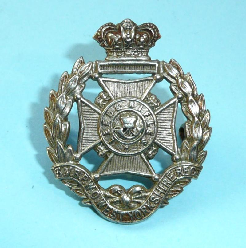 Victorian 3rd Volunteer Battalion (VB) PWO West Yorkshire Regiment Leeds Rifles Field Service Cap Badge
