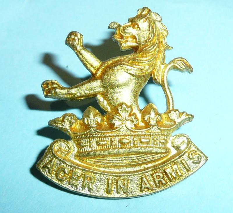 New Zealand NZ 7th (Wellington West Coast Rifles) Regiment Gilt Collar Badge - Gaunt Plaque