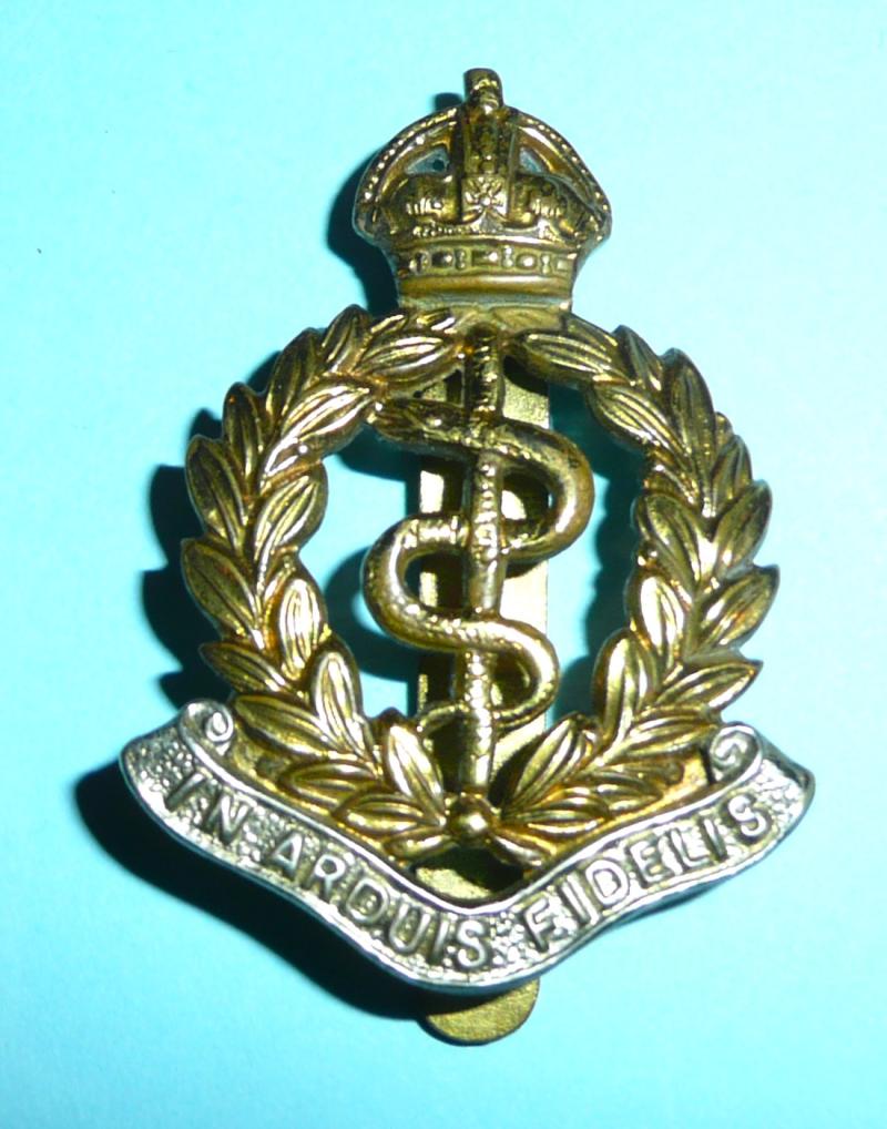 Royal Army Medical Corps RAMC Other Ranks Bi Metal Cap Badge, 1950 - 1954