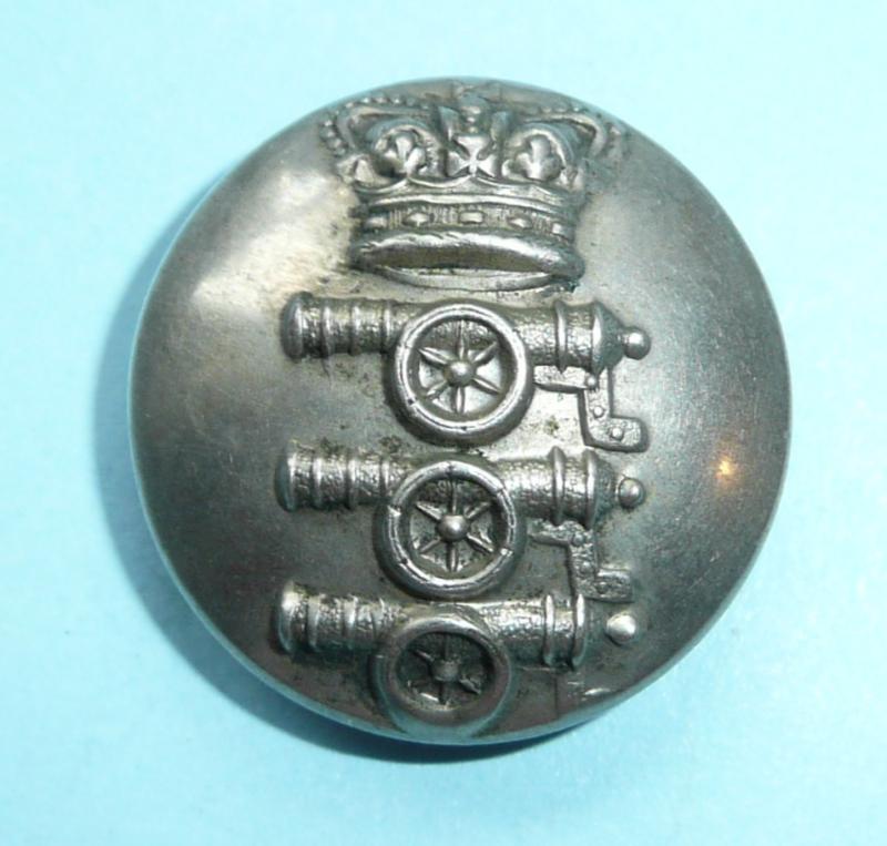 QVC Early Pattern Volunteer / Militia Artillery (Three Cannons) Large Pattern White Metal Button