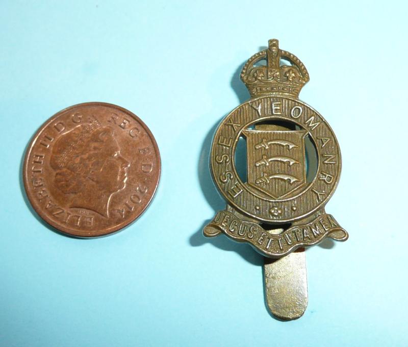 The Essex Yeomanry Small Other Rank's Gilding Metal Brass Beret Badge on Slider